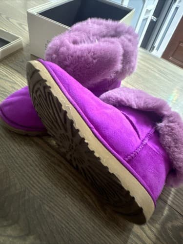 Authentic UGG Classic Mini Fluff - Thumbnail 3