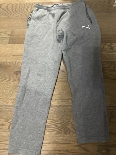 PUMA Women's Gray Sweatpants Size large - Image 1