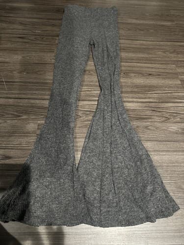 Akira Women Gray Leggings Pants Size Medium - Image 1