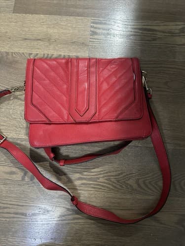 Steve Madden Crossbody Shoulder Bag Red - Image 1