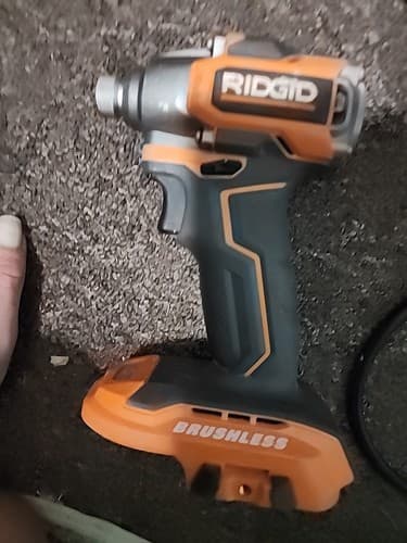 RIDGID R8723 18V SubCompact Brushless 1/4 in. Impact Wrench - Image 1