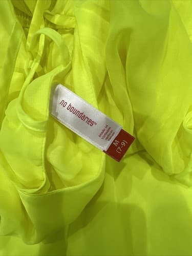 No Boundaries Dress Medium (7-9) Polyester Sleeveless Round Neck Pleated Yellow - Thumbnail 2