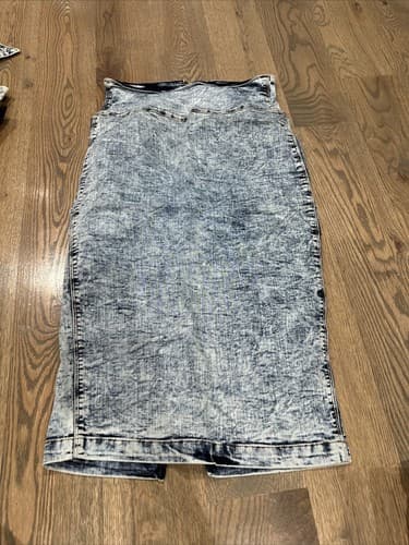 Vibrant acid wash jean high waisted pencil skirt, Size Large - Image 1