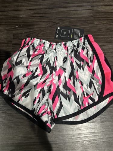 Toddler Girls' Shorts Under Armour Size 4T New - Image 1