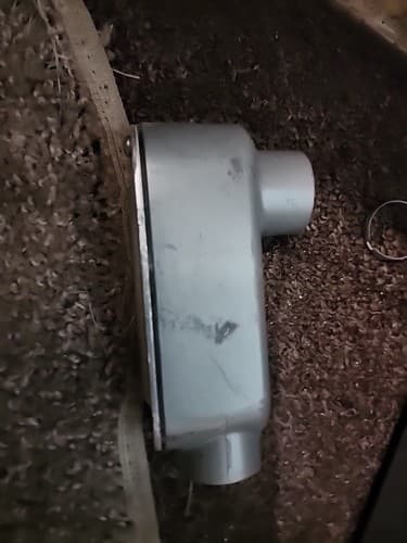 Bridgeport Fittings LB-42CG, Conduit Body, 3/4In Lb Cvr/Gask Cond Bdy, 1 PC - Image 1
