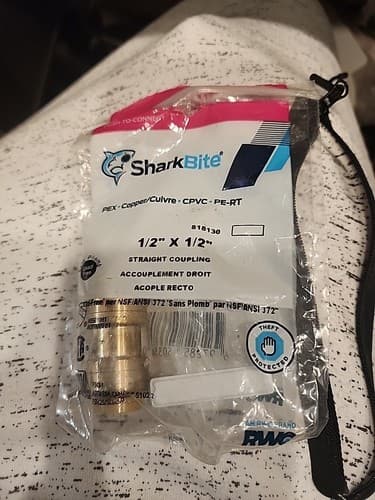 Shark Bite Plumbing 1/2" x 1/2" Straight Coupling Push To Connect U008LFZ - Image 1