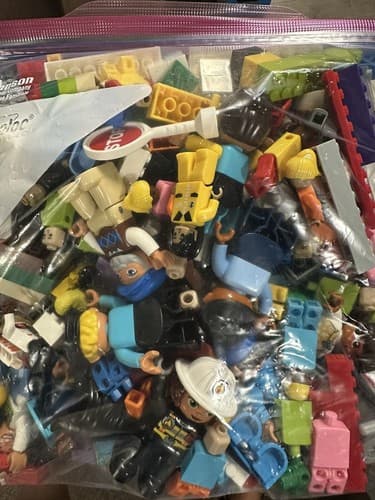 Lego figures And Bkocks Set With Animals - Image 1