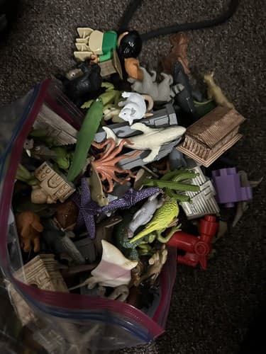 Lego figures And Bkocks Set With Animals - Thumbnail 3