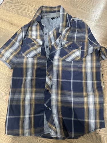 Eighty Mens Size M Button-Up Short Sleeve Shirt Multicolor Striped Pocket - Image 1