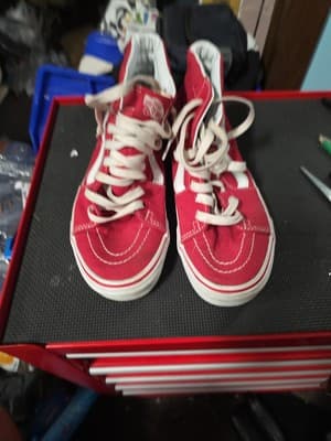 Vans Off The Wall Classic Old Skool Hi Top Red Shoes Size Womens 6 Men's 4.5 - Image 1
