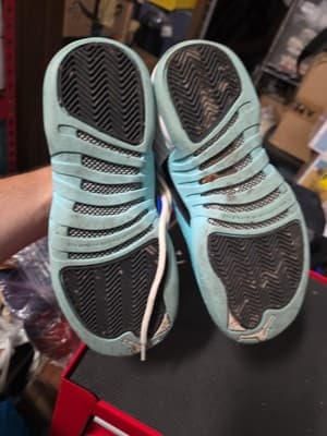 Jordan 12 GS Light Aqua 2018 Size 4.5Y Used 510815-100 - Thumbnail 5