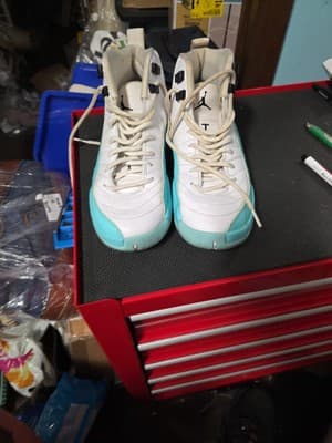 Jordan 12 GS Light Aqua 2018 Size 4.5Y Used 510815-100 - Image 1