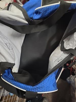 EUC Reebok Garnet Medium Duffle Bag Blue - Thumbnail 2