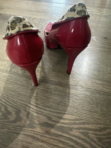 Charlotte Russe Red Heels pumps size 6 - Thumbnail 2