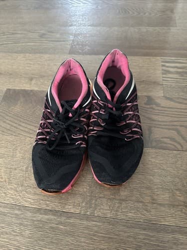 Nike Shoes Size 5Y Black Pink - Image 1