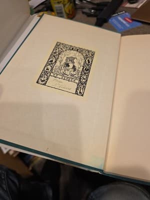 The Private Life of the Rabbit 1974 R. M. Lockley, Hardcover VG (567) - Thumbnail 2