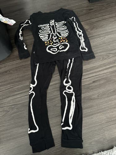 Cat N Jack Toddler Boys Black 2pc Halloween skeleton Pajama Set Size 6 - Image 1