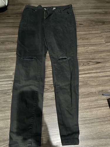 RedFox Women’s Juniors Black Jeans Skinny Ripped Size 17 - Image 1