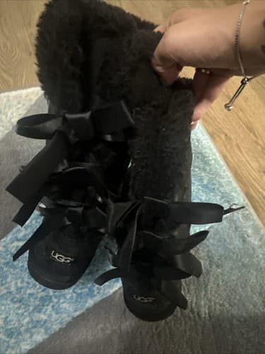 UGG Bailey Bow Black Boots Womens Size 7 - Thumbnail 3