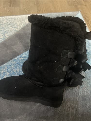 UGG Bailey Bow Black Boots Womens Size 7 - Thumbnail 2