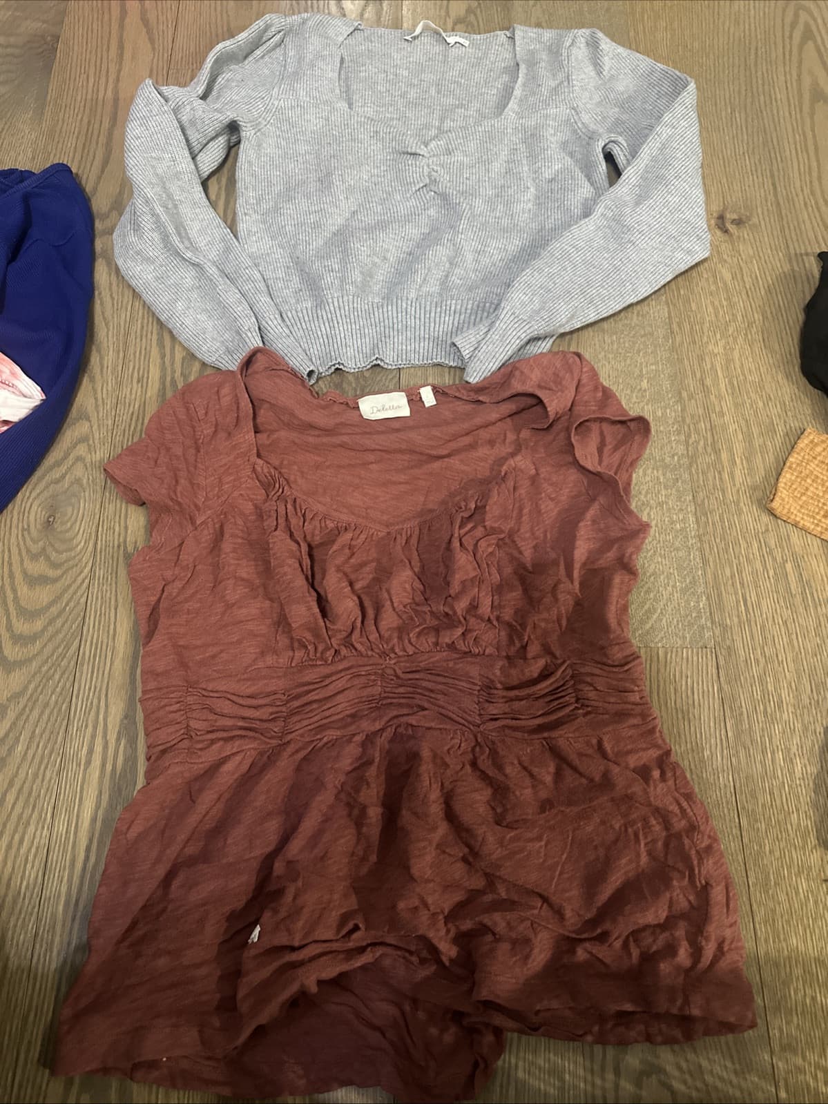 Women’s Tops Shirt And Long Sleeve Size Large Lot Of 2 - Image 1