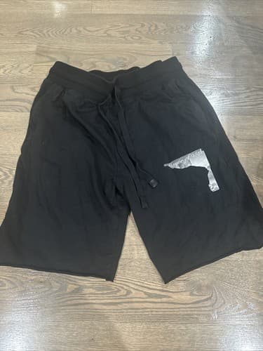DC MENS SHORTS/ JERSEY JOGGING GYM SHORTS SIZE LARGE BLACK - Image 1