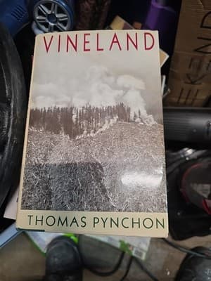 Thomas Pynchon- Vineland- 1st Ed (1990) Hardcover w Dust Jacket - Image 1
