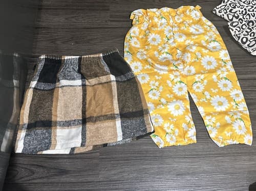 SHEIN Girls Clothes Skirt And Pants Size 100 3T - Image 1