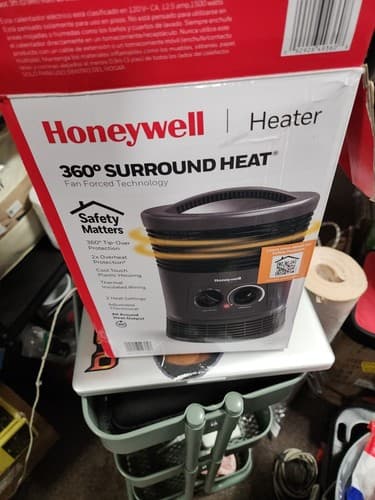 Honeywell 360 Degree Surround Fan Forced Heater, HHF360V, Black Brand New! - Image 1