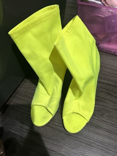 Women’s Neon High Heels Shoes Open Toe Size 9M - Image 1