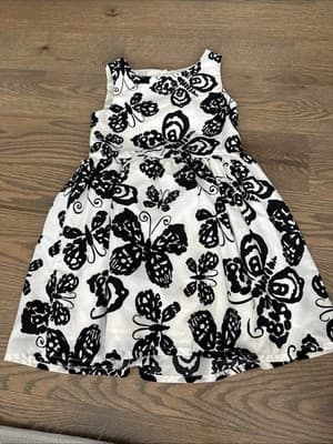 Girls Dress White/Black Size 6 - Image 1