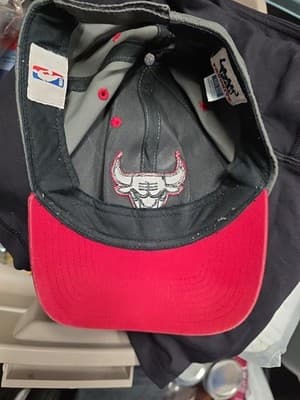 NBA Chicago Bulls Hat Cap Snapback Black Red One Size Embroidered Adjustable Men - Thumbnail 2