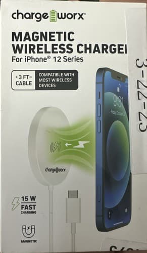 CHARGEWORX IPHONE 12 MAGNETIC WIRELESS CHARGER WHITE - Image 1