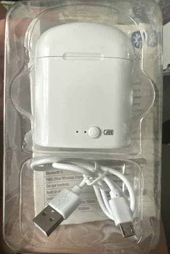 iLive Truly Wireless Earbuds- EarPods w/ Microphone & Charging Case - Thumbnail 2