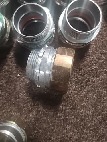 1 1/2" Rigid Compression Connector NT2754RT Lot Of 8 - Thumbnail 2