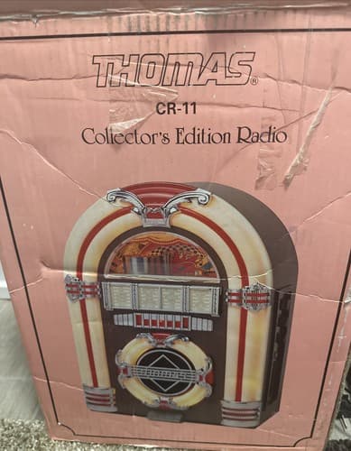 Thomas Collector's Edition CR-11 Jukebox Radio Cassette Player - Thumbnail 2