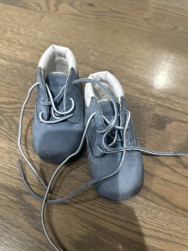 Boy's Timberland Waterproof Blue Boots Size 2 - Image 1