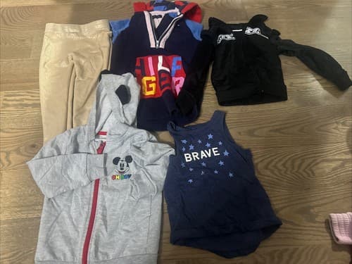 Mixed Lot Of 5 Baby Boy & Girl Clothes 3t - Image 1