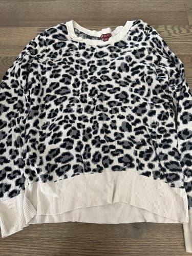 Merona Womens Leopard Print Sweater Gray Print Pullover Long Sleeve Size Medium - Image 1