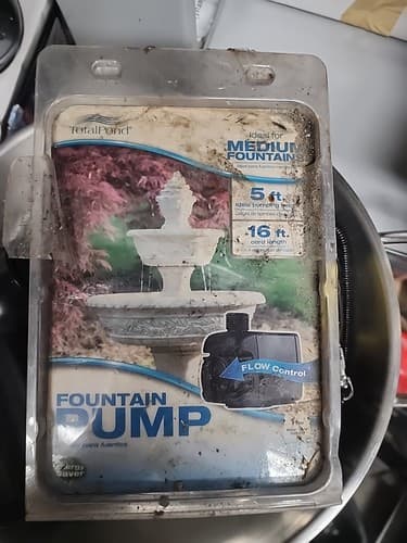 TotalPond Fountain Pump w/Flow Control for Medium Fountains-MD11300 5' Hi 300gph - Image 1