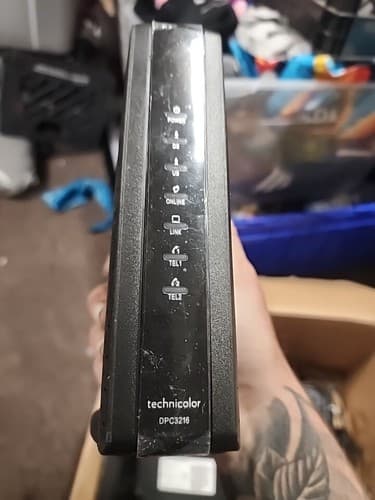 Technicolor DPC3216 Cable Modem Wireless Router - Image 1
