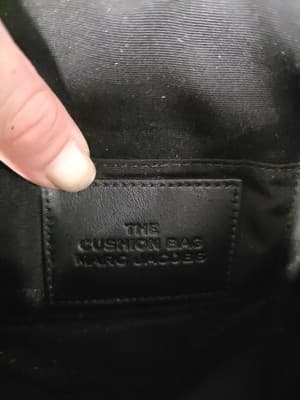 Marc Jacobs The Cushion Leather Shoulder Bag Black - Thumbnail 4