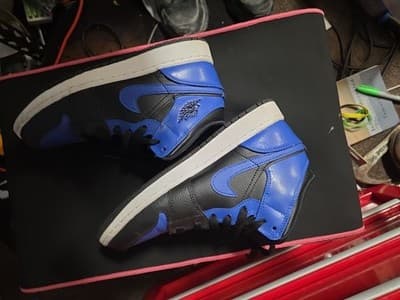 Air Jordan 1 Mid 'Hyper Royal Blue' Black Sneaker Size 4.5Y / 6W BNIB 554725-077 - Thumbnail 5