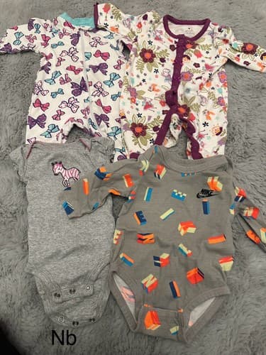 Baby Girl Lot Of 4 Clothes One Piece Bodysuit And Sleepwear Newborn - Image 1