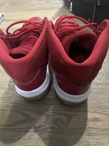 Nike Jordan Men’s Max Aura Red High Top Size 10 Basketball Shoes CQ9451-600 - Thumbnail 4