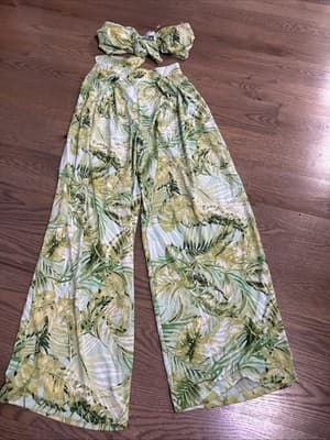Biashe 2 piece outfit Small Top And Pants - Image 1