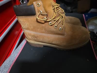 Timberland Youth Classic 6" Inch Waterproof Boots Wheat Tan Nubuck Size 5 - Thumbnail 2
