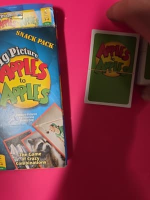 Mattel Big Picture Apples to Apples Snack Pack - add on or stand alone game - Thumbnail 2
