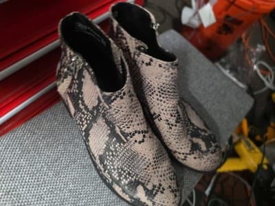 Time and Tru Faux Snakeskin Zip Boot Size 10 Memory Foam - Thumbnail 2