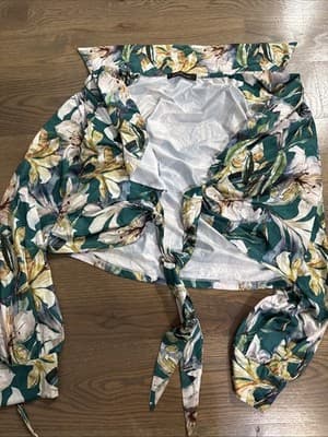 Women 2 piece outfit Medium Top And Pants - Thumbnail 3